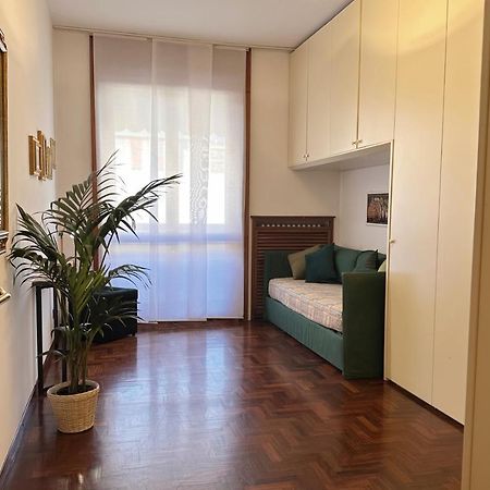 Emeraldway - Bellissimo Appartamento In Zona Sempione-Tre Torri Milano Eksteriør billede